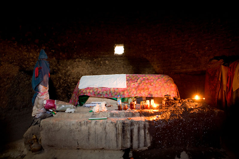 Unrevealed, Site 7 (Flower Kiswa), 2010